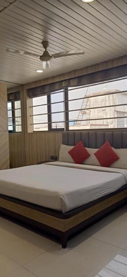 Hotel Pratiksha Residency Navi Mumbai Esterno foto